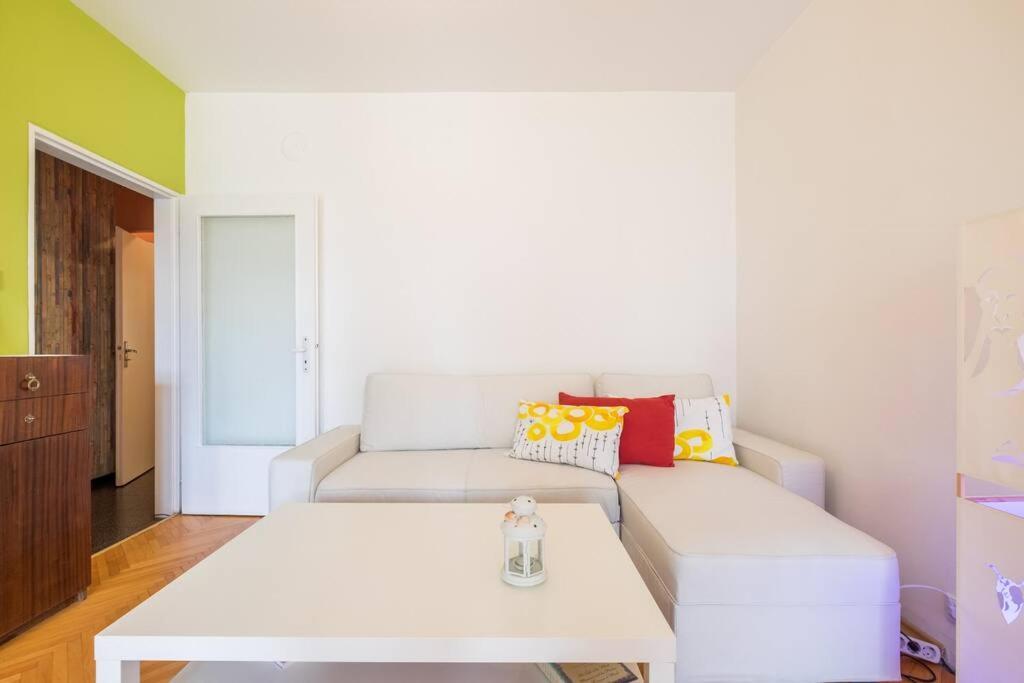 Beautiful Flat In Central Location By Flat Mаnager ソフィア エクステリア 写真